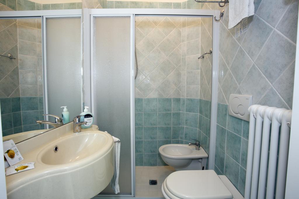 Hotel Vannini リミニ 部屋 写真